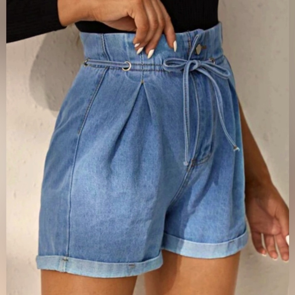 Anne Klein High Waist Paper Bag Denim Stretch Shorts | Size 12